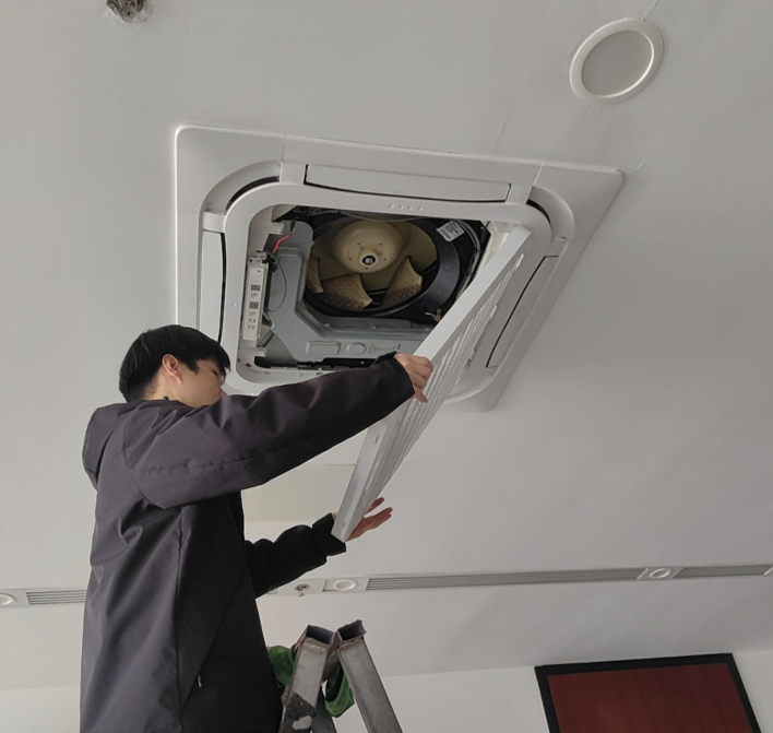 美的多聯(lián)機(jī)中央空調(diào)效果差怎么解決
